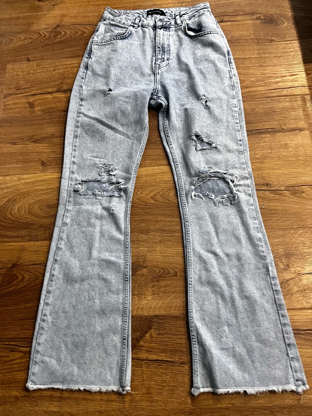 Light Blue Distressed Women's Jeans - Flare Fit l 4